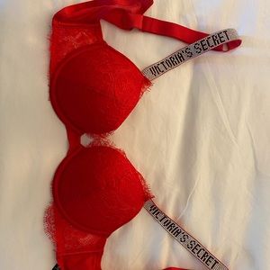 VICTORIAS SECRET BRA